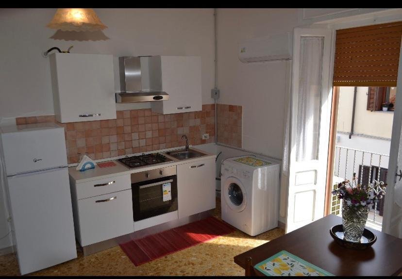 Flat In Olbia Centro Lejlighed Eksteriør billede